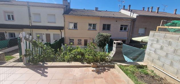 Foto 1 de Casa en venta en calle De Sant Pere de 4 habitaciones con terraza y garaje