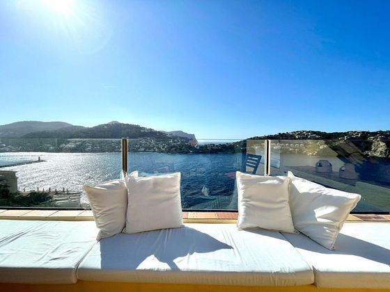 Foto 1 de Pis en venda a Port d'Andratx de 4 habitacions amb terrassa i piscina