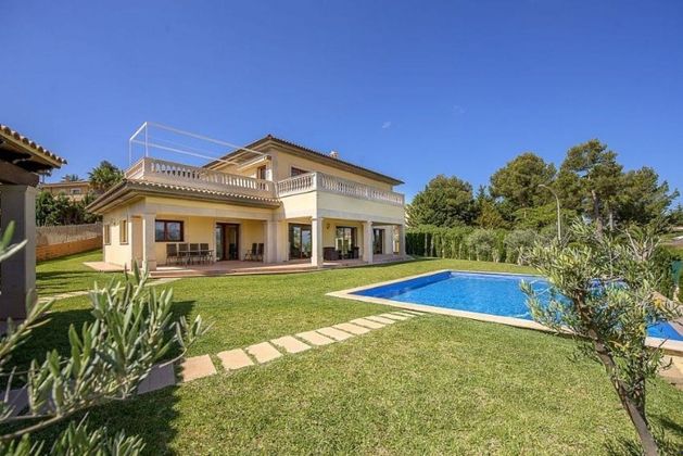 Foto 1 de Casa en venta en Santa Ponça de 4 habitaciones con terraza y piscina