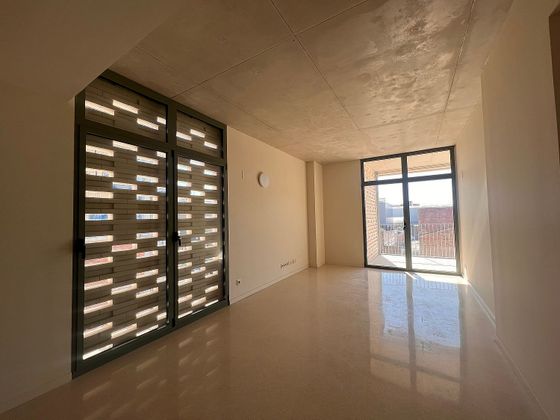 Foto 2 de Pis en lloguer a Centre - Hospitalet de Llobregat, L´ de 2 habitacions amb terrassa i balcó