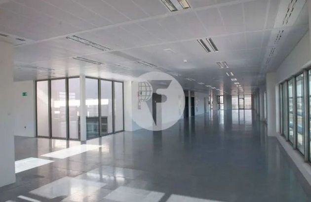Foto 1 de Oficina en lloguer a Rejas de 624 m²