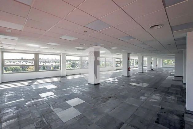 Foto 1 de Alquiler de oficina en El Soto de la Moraleja de 651 m²