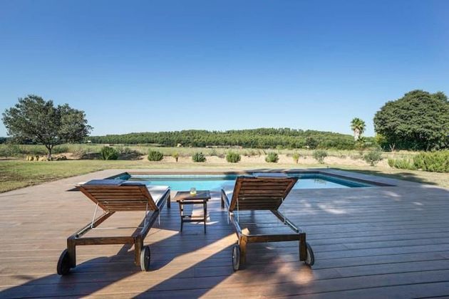 Foto 2 de Alquiler de chalet en Begur de 2 habitaciones con terraza y piscina