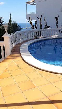 Foto 1 de Xalet en lloguer a Torre Valentina-Mas Vilar de La Mutxada-Treumal de 7 habitacions amb terrassa i piscina