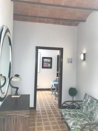 Foto 2 de Piso en alquiler en Centre - Girona de 2 habitaciones con muebles y aire acondicionado