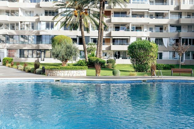 Foto 1 de Venta de piso en calle Antonio Maria Alcover de 3 habitaciones con terraza y piscina