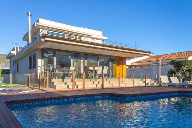 Foto 1 de Casa en venda a Els Terrers de 4 habitacions amb terrassa i piscina