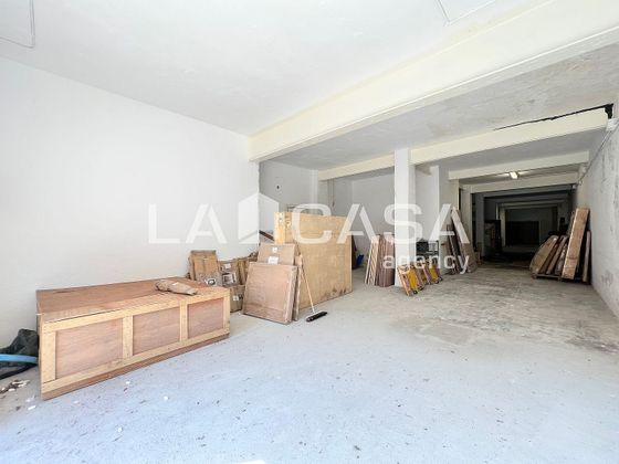 Foto 2 de Local en venta en La Salut - Lloreda de 215 m²