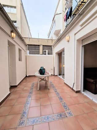 Foto 2 de Venta de piso en Les Corts de 2 habitaciones con terraza y aire acondicionado