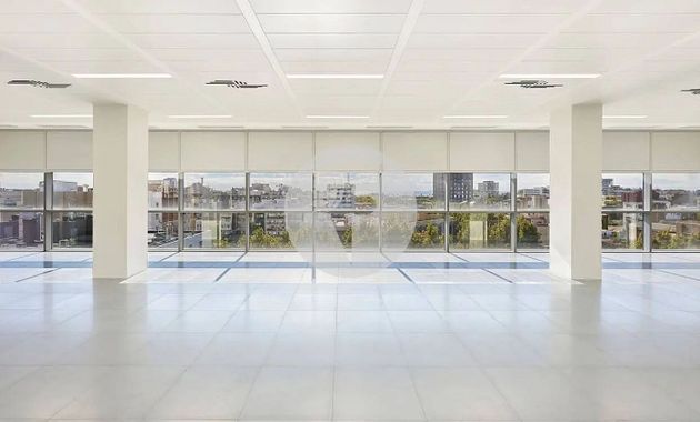 Foto 1 de Alquiler de oficina en El Poblenou de 1150 m²
