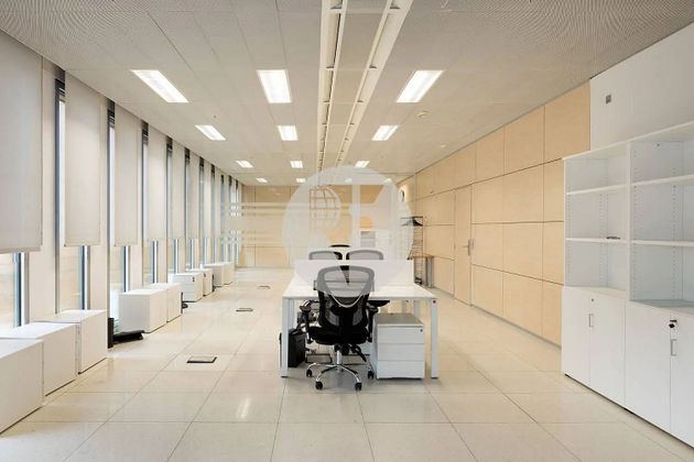 Foto 1 de Oficina en lloguer a Centre - Hospitalet de Llobregat, L´ de 180 m²