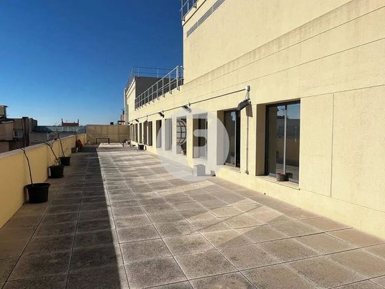 Foto 1 de Alquiler de oficina en Sants con terraza y ascensor