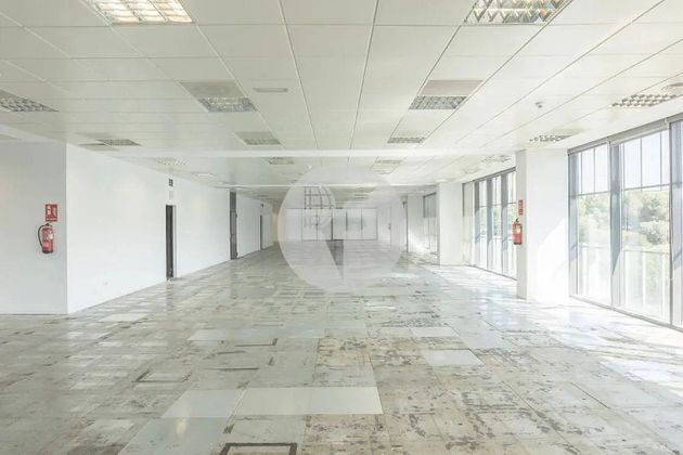 Foto 1 de Oficina en alquiler en Can Mates  - Volpelleres de 1112 m²