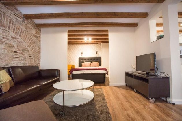 Foto 2 de Venta de piso en Sant Pere, Santa Caterina i la Ribera de 1 habitación con aire acondicionado y calefacción