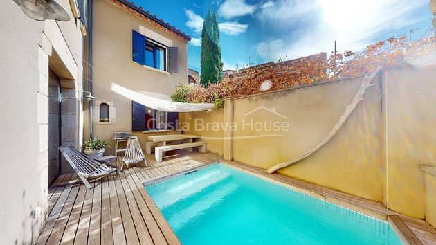 Foto 1 de Casa en venda a Peralada de 4 habitacions amb terrassa i piscina
