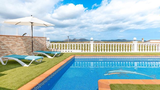 Foto 2 de Casa adossada en venda a Pals de 5 habitacions amb terrassa i piscina