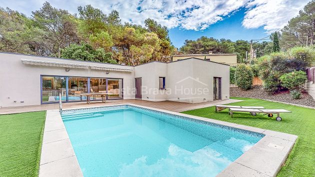 Foto 1 de Xalet en venda a Llafranc - Tamariu de 3 habitacions amb terrassa i piscina
