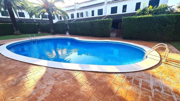 Foto 2 de Casa en venta en Regueral - Prat d'en Forés de 3 habitaciones con terraza y piscina
