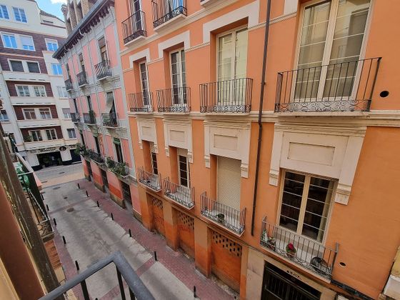 Foto 2 de Pis en venda a Alfonso de 3 habitacions amb terrassa i balcó