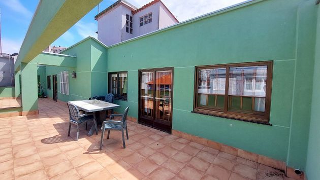 Foto 2 de Pis en venda a Falperra - Santa Lucía de 6 habitacions amb terrassa i balcó