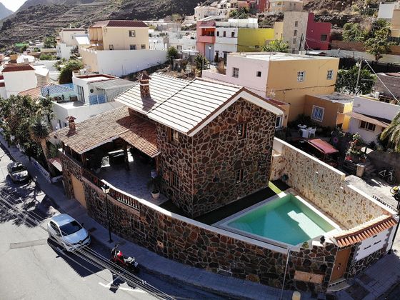 Foto 2 de Casa en venda a El Horno de 4 habitacions amb terrassa i piscina