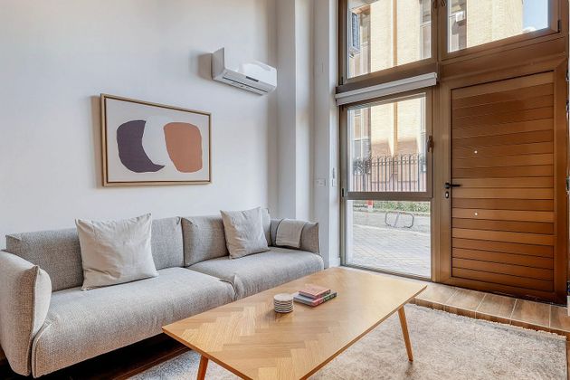 Foto 1 de Alquiler de piso en Vallehermoso de 2 habitaciones con muebles y aire acondicionado