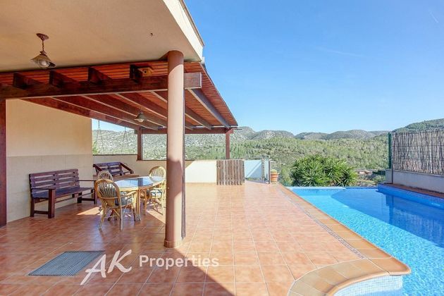 Foto 1 de Xalet en venda a Olivella de 3 habitacions amb terrassa i piscina