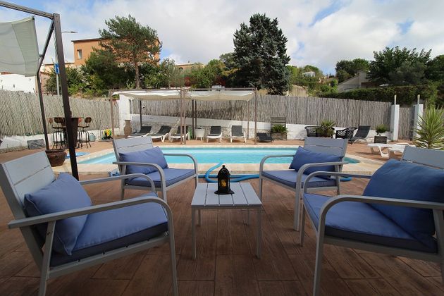 Foto 2 de Chalet en venta en Vidreres de 5 habitaciones con terraza y piscina