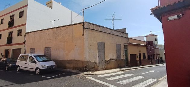 Foto 1 de Venta de casa adosada en calle El Chorro de 3 habitaciones y 115 m²