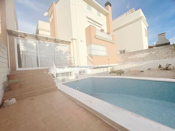 Foto 1 de Venta de chalet en Urbanizaciones- Santa Ana- Las Estrellas de 6 habitaciones con terraza y piscina