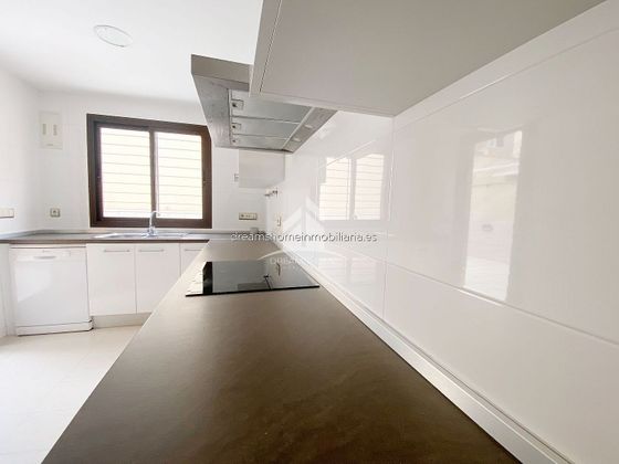 Foto 2 de Venta de piso en Los Molinos - Villa Blanca de 4 habitaciones con terraza y garaje