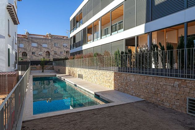 Foto 1 de Àtic en venda a calle Berga de 3 habitacions amb terrassa i piscina