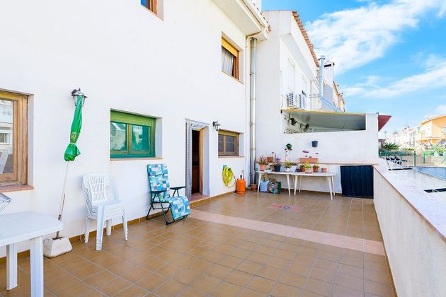 Foto 2 de Casa adossada en venda a L'Ametlla de Mar de 5 habitacions amb terrassa i garatge