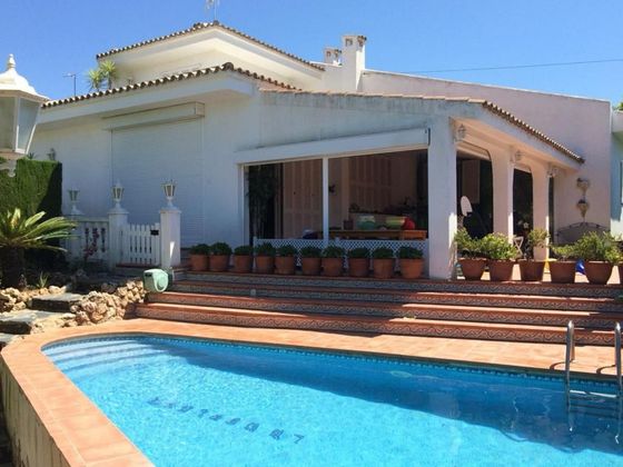 Foto 1 de Xalet en venda a Vilafortuny - Cap de Sant Pere de 6 habitacions amb terrassa i piscina