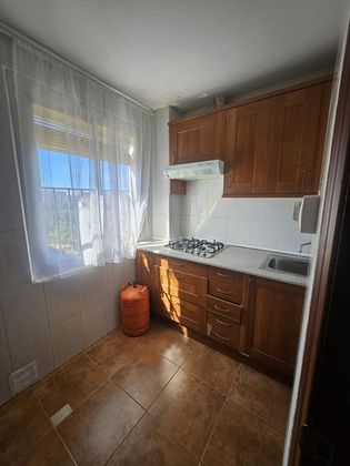 Foto 2 de Dúplex en lloguer a avenida Del Pino Santo de 3 habitacions amb mobles i balcó