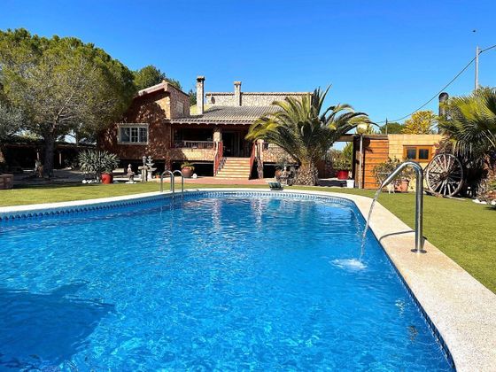 Foto 2 de Casa rural en venda a El Romeral de 5 habitacions amb terrassa i piscina