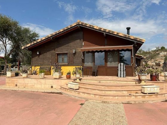 Foto 1 de Venta de casa rural en Pinós de 3 habitaciones con terraza y piscina