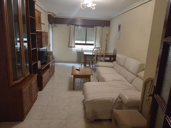 Foto 1 de Pis en venda a calle Tres Olivos de 2 habitacions amb terrassa i calefacció