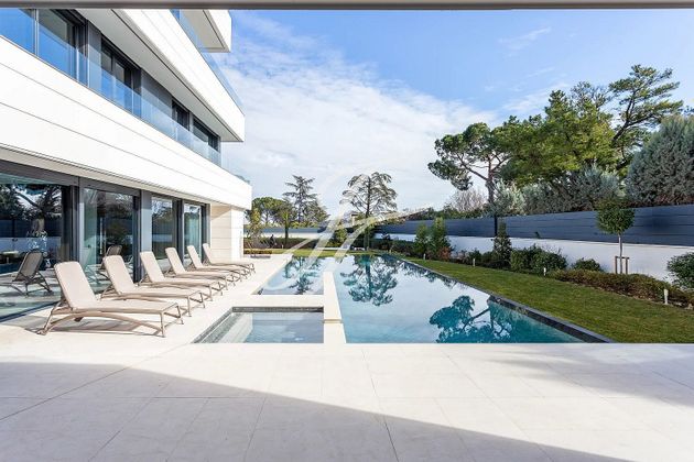 Foto 2 de Xalet en venda a Valdemarín de 5 habitacions amb terrassa i piscina