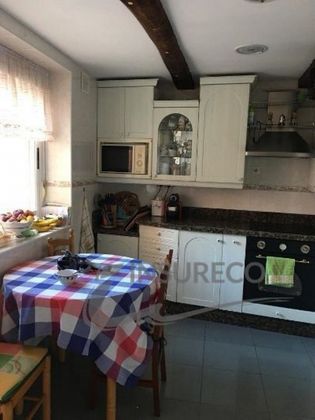 Foto 2 de Casa en venda a Gusendos de los Oteros de 4 habitacions amb terrassa i garatge