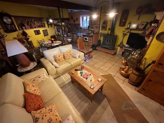 Foto 1 de Casa en venda a Bustillo del Páramo de 2 habitacions amb jardí i calefacció
