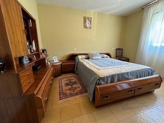 Foto 2 de Casa en venda a Urdiales del Páramo de 6 habitacions amb calefacció