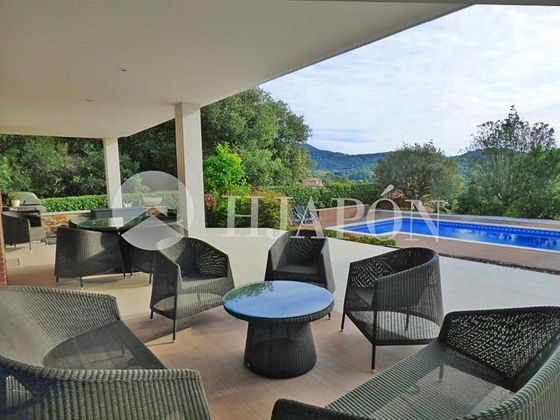 Foto 2 de Xalet en venda a Vallromanes de 7 habitacions amb terrassa i piscina