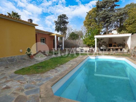 Foto 2 de Xalet en venda a Vallromanes de 6 habitacions amb terrassa i piscina