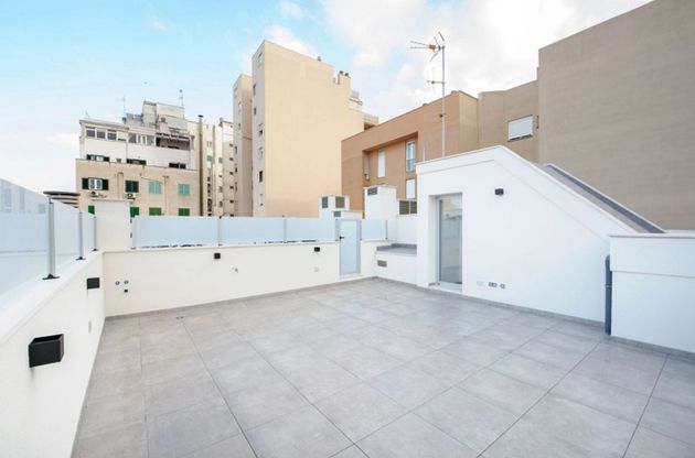 Foto 2 de Piso en venta en Marquès de la Fontsanta - Pere Garau de 2 habitaciones con terraza y garaje