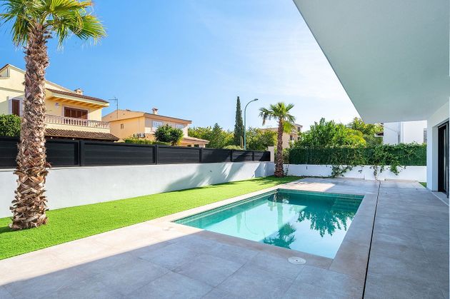 Foto 2 de Xalet en venda a urbanización Sector Pi de 4 habitacions amb terrassa i piscina