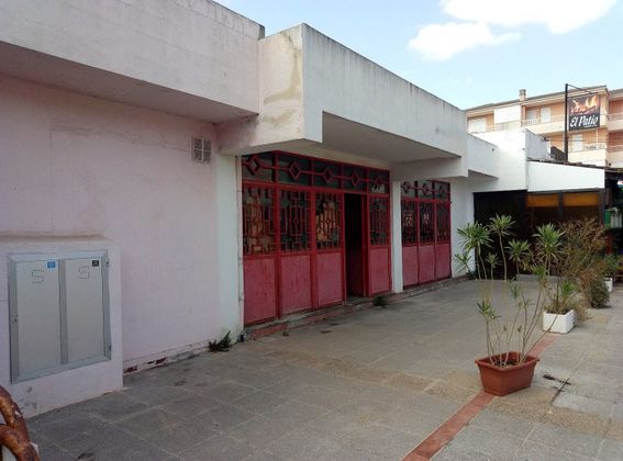 Foto 1 de Local en venta en Port d'Alcúdia - Platja d'Alcúdia con terraza