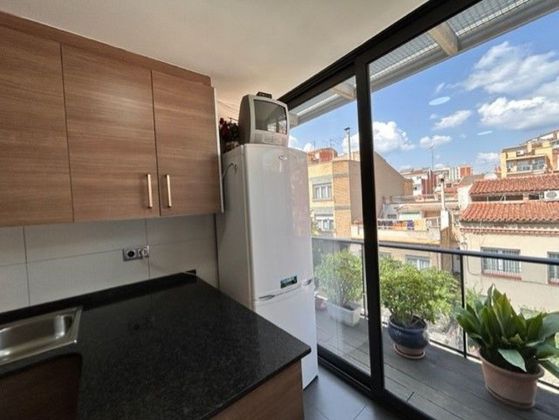 Foto 2 de Dúplex en venda a calle Pompeu Fabra de 3 habitacions amb terrassa i garatge