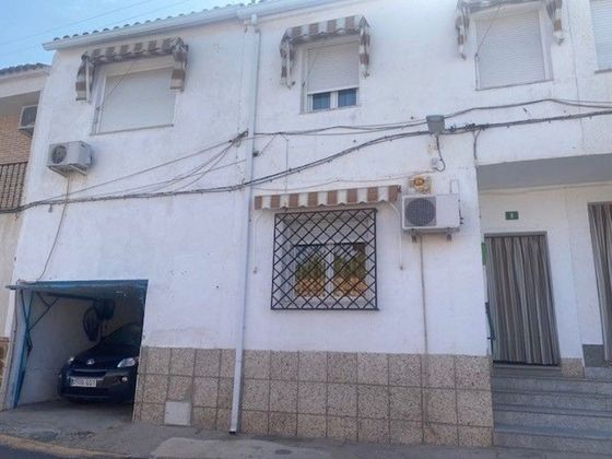 Foto 1 de Casa en venda a Puebla de Montalbán (La) de 5 habitacions amb piscina i garatge
