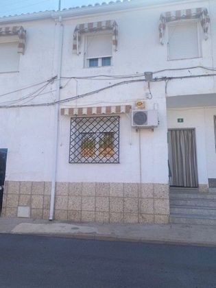 Foto 2 de Casa en venta en Puebla de Montalbán (La) de 5 habitaciones con piscina y garaje
